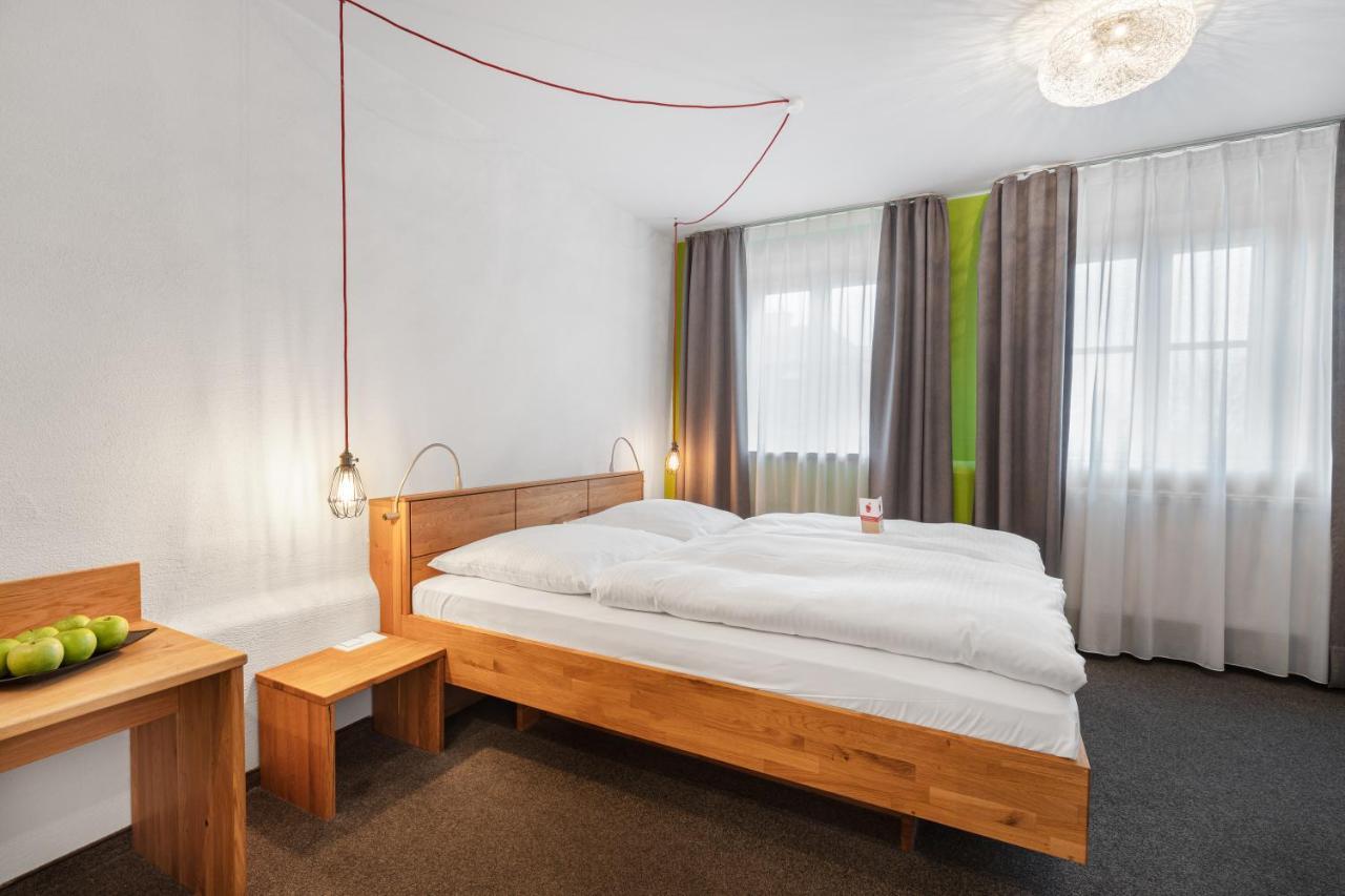 Schieners Hotel & Apfelhof Apartments Wemding Dış mekan fotoğraf