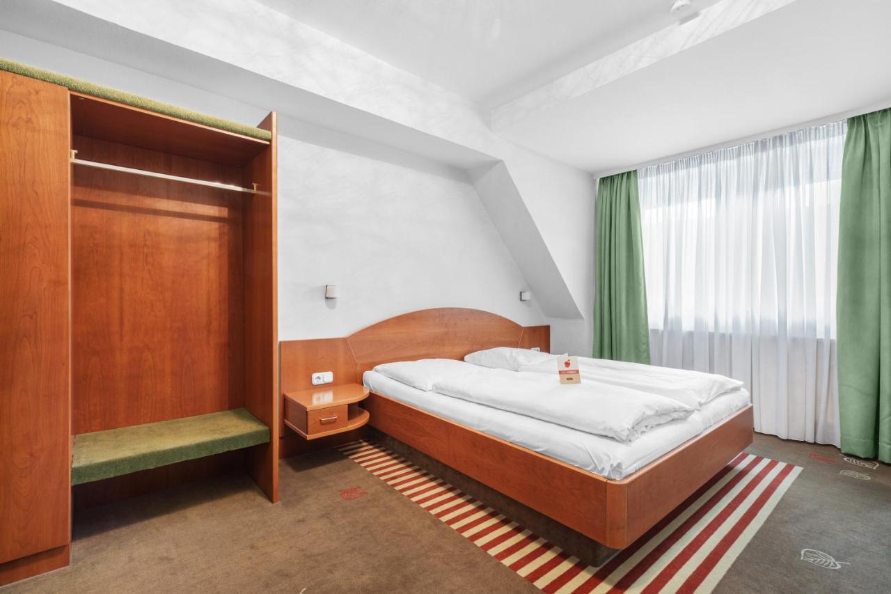 Schieners Hotel & Apfelhof Apartments Wemding Dış mekan fotoğraf